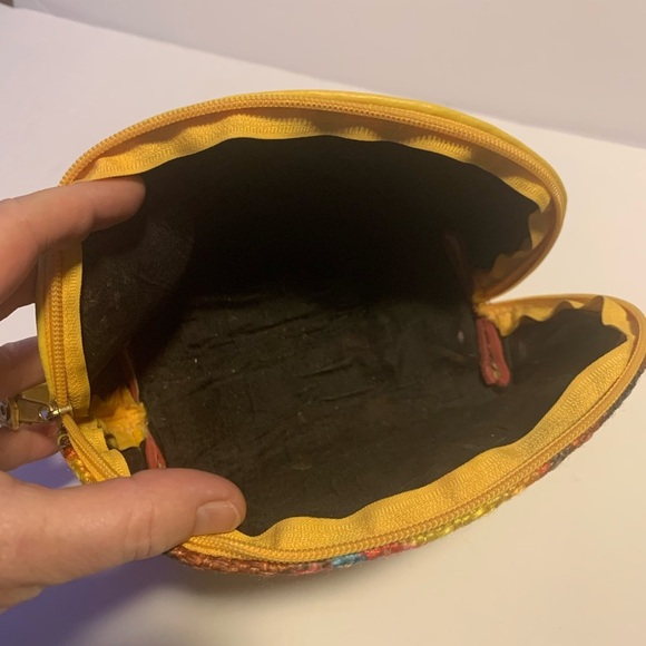 ❤️ Frida Kahlo Yellow Patterned Women's Cosmetics Bag 10”x6.5” - Picture 7 of 9